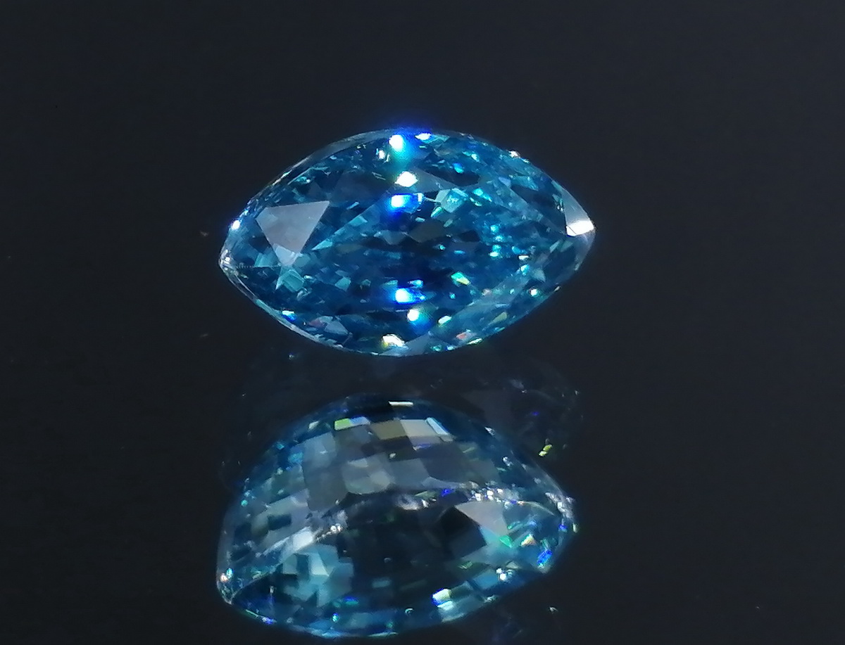 Marquise precision cut Grade B 7 carats Cambolite blue Zircon, very clean and shiny, buy the best flawless blue Zircon supplier of loose gemstones for professional jewellers. 