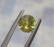 117-yellow-green-sphene-13