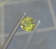 117-yellow-green-sphene-30