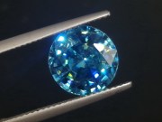 Wide blue Zircon,very clean and shiny, round cut 10mm+