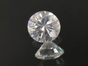 Perfect and wide natural white Zircon diamond / brilliant cut 9mm calibrated. 