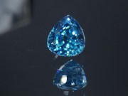 Grade B plus color drop / pear cut 5ct Cambolite blue Zircon, very clean and shiny, buy the best flawless blue Zircon supplier of loose gemstones for professional jewellers. 