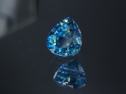 Grade B plus color drop / pear cut 5ct Cambolite blue Zircon, very clean and shiny, buy the best flawless blue Zircon supplier of loose gemstones for professional jewellers. 