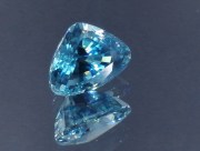 Beautiful color grade B large blue zircon drop/pear for high quality pendant from Cambodia