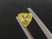 50% discount for this yellow natural sapphire below 1ct with trillion/triangle cut/shape