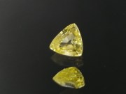 50% discount for this yellow natural sapphire below 1ct with trillion/triangle cut/shape