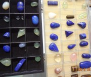 Lapis and Tiger Eye Cabochon wholesale by gramme and kilo.