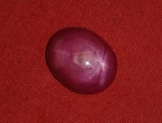 Quality red star Ruby cabochon of 13 carats for sale. 