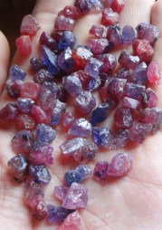 Rough Dodoma Sapphire Tanzania