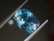 Very shiny and sparkling sky blue zircon cushion, very clean and affordable