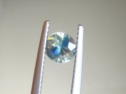 Multicolor Sapphire from South-East Asia, yellow and blue round brilliant/diamond cut